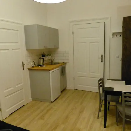 21 Apartment
