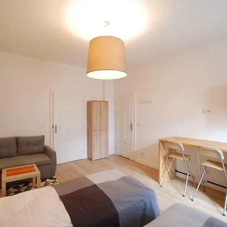Apartment 21